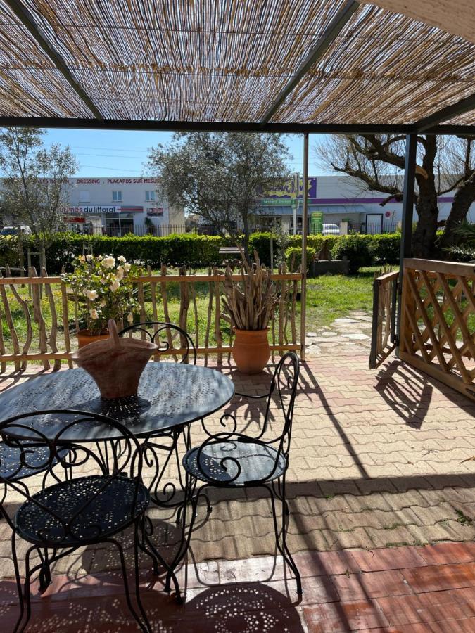 Apartmán Les Flo Location Aigues-Mortes Exteriér fotografie