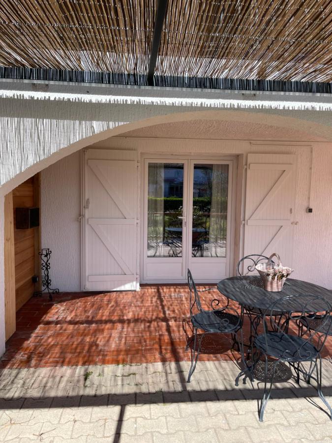 Apartmán Les Flo Location Aigues-Mortes Exteriér fotografie