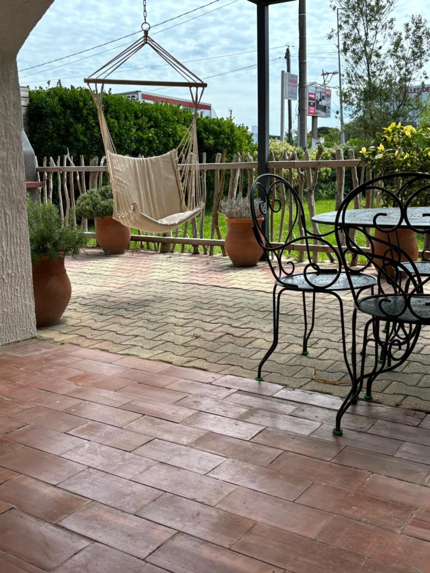 Apartmán Les Flo Location Aigues-Mortes Exteriér fotografie